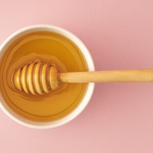Miel de abejas para el bebé