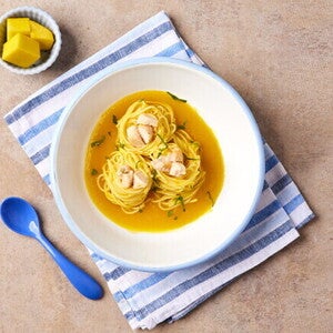 Fideos en salsa de zapallo y pollo con Nestum® Fideos en salsa de zapallo y pollo con Nestum®