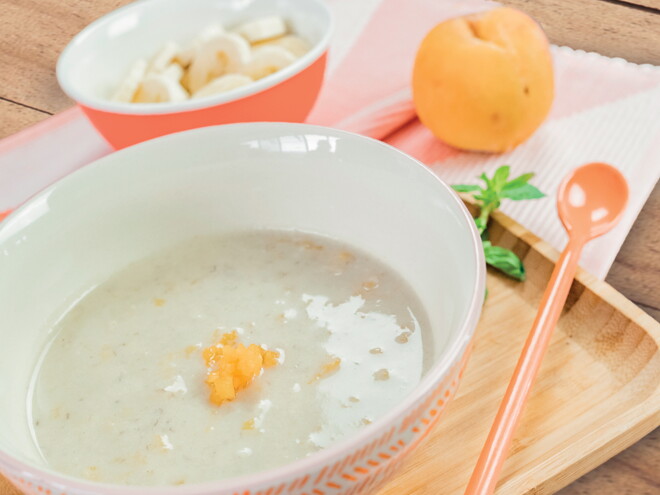 Puré de plátano y melocotón Puré de plátano y melocotón