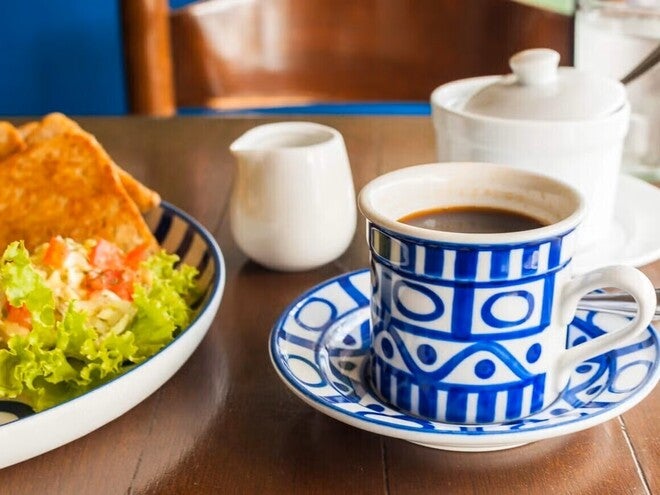 Quesadilla de Espinacas con Guacamole y Café Moka
